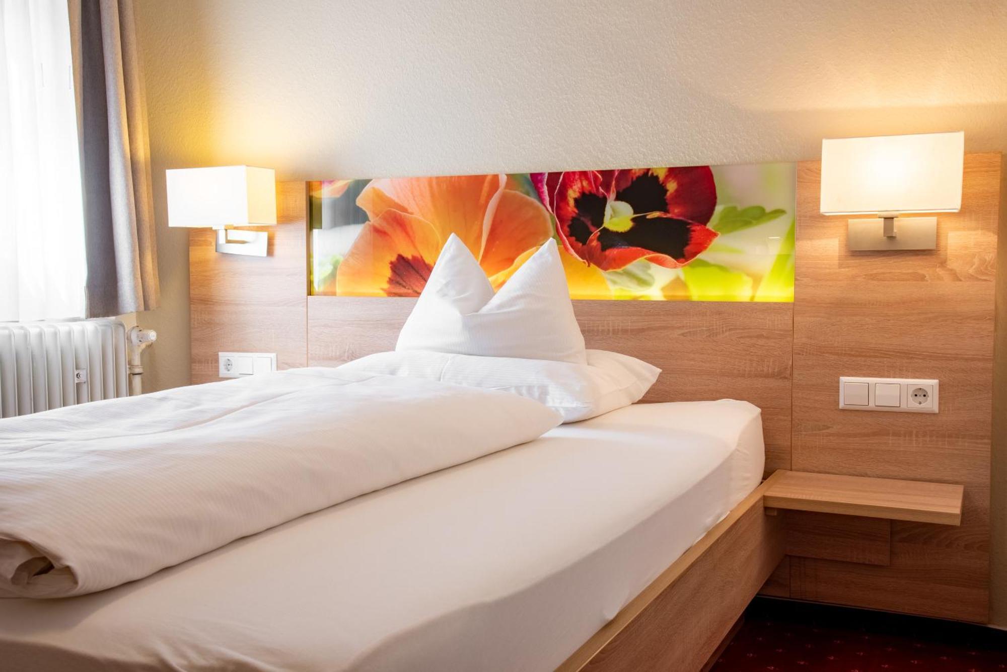 Hotel & Restaurant Post Laichingen Ngoại thất bức ảnh