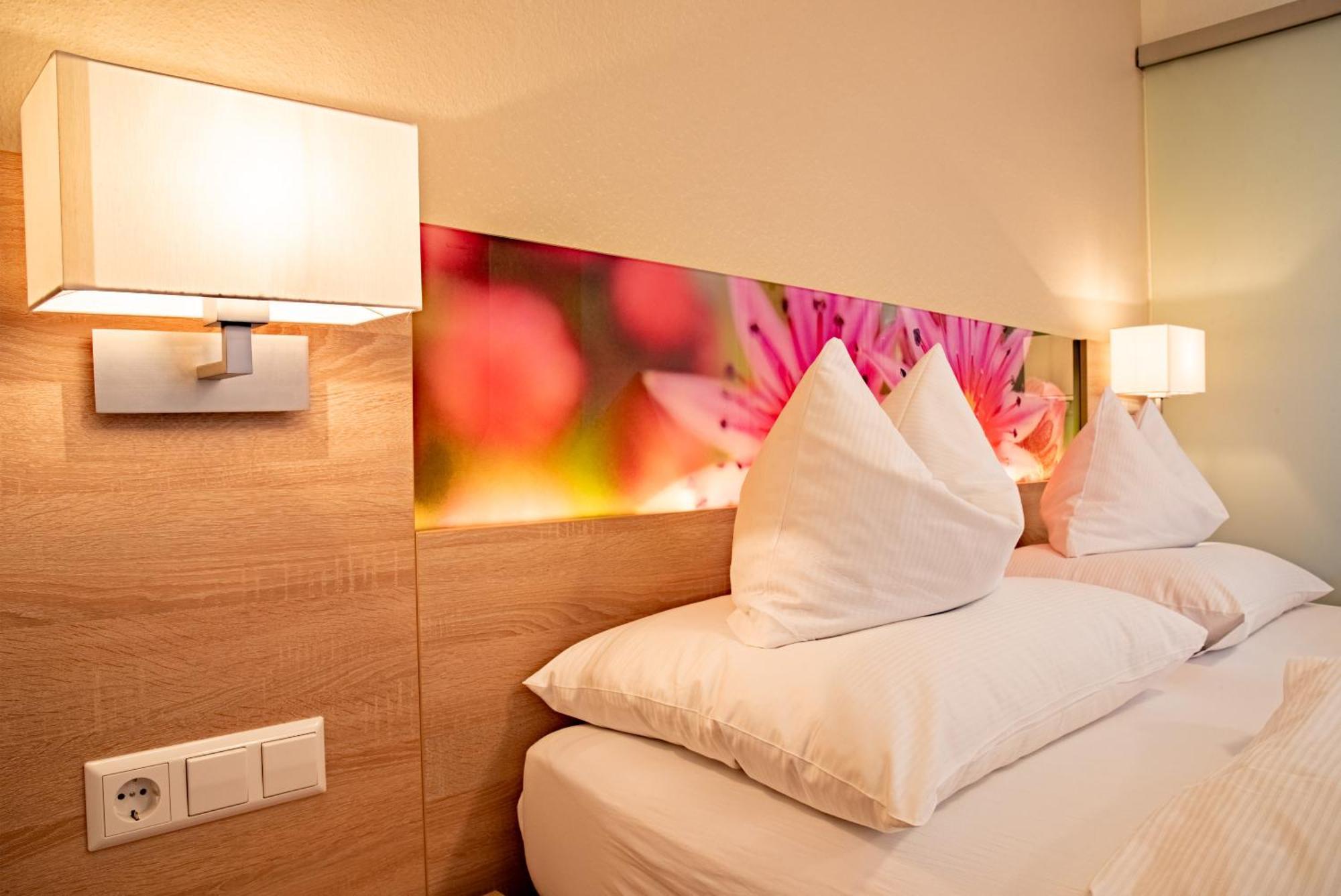 Hotel & Restaurant Post Laichingen Ngoại thất bức ảnh